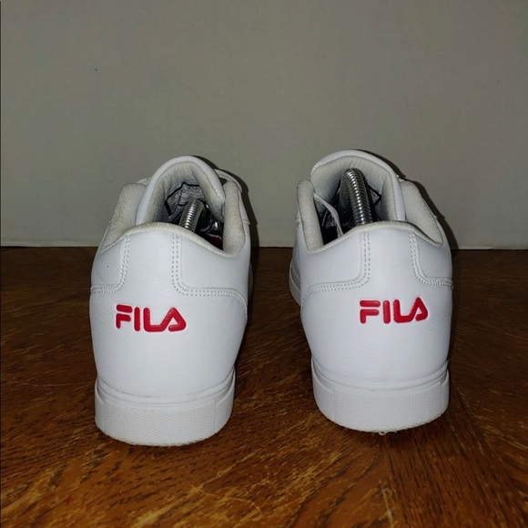Fila 1cm00876-113 low top sneakers size 10. - Picture 8 of 10